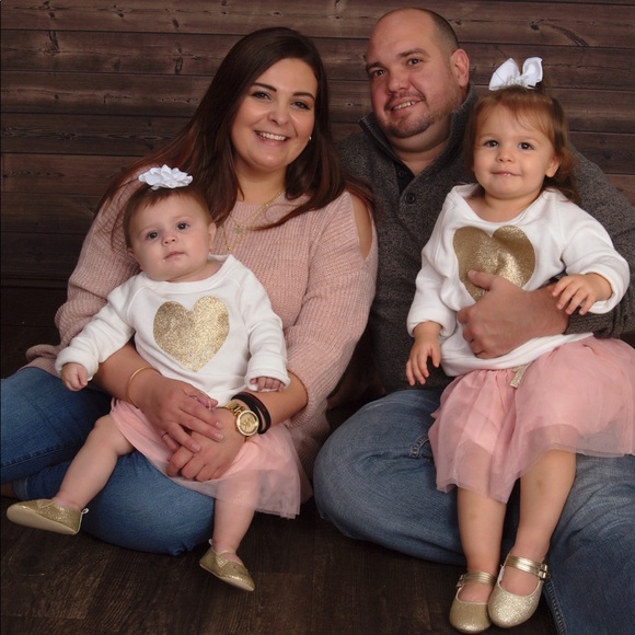 Meet your Posher, Tabitha - Picture 1 of 1